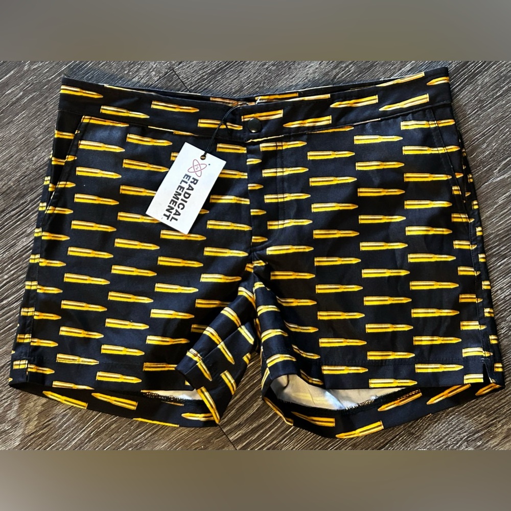 Radical Element Women’s Bullet/AK47 Boardshorts Size: 32